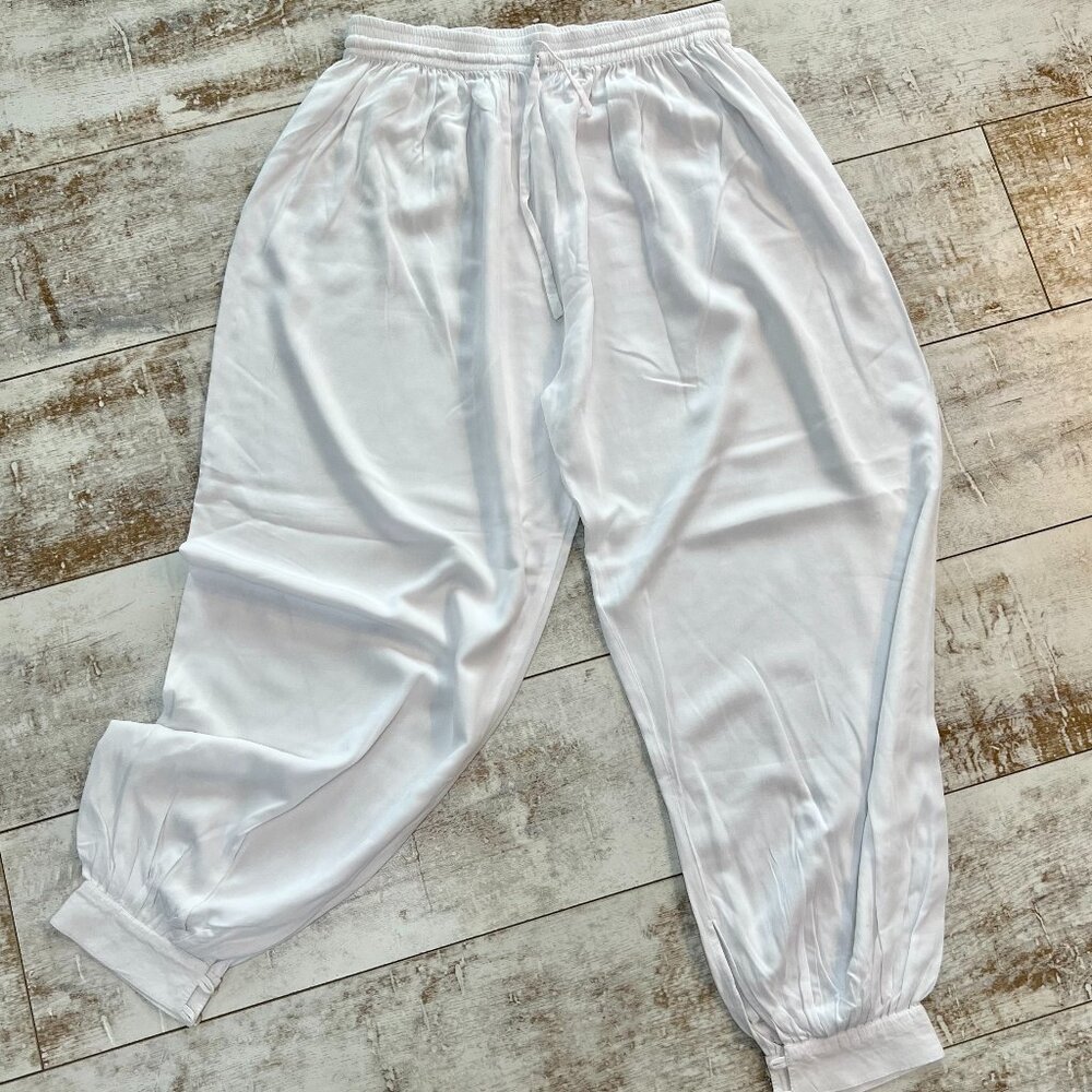 Gorgeous White Rayon Pants by Magic (Sylvie St. Martin)